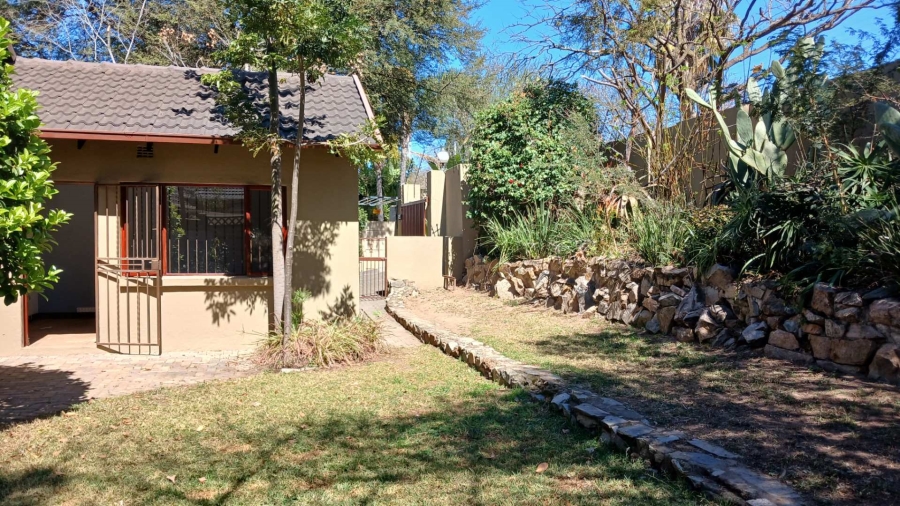 To Let 4 Bedroom Property for Rent in Olivedale Gauteng