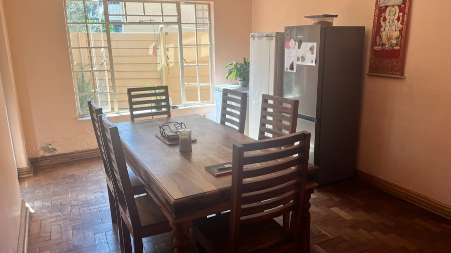 6 Bedroom Property for Sale in Brackendowns Gauteng