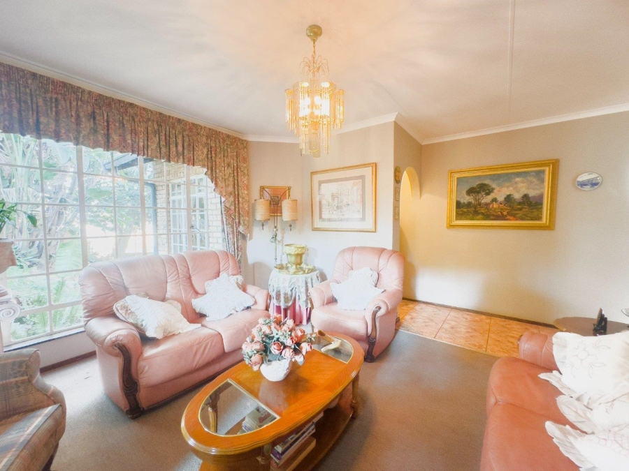 4 Bedroom Property for Sale in Erasmuskloof Gauteng