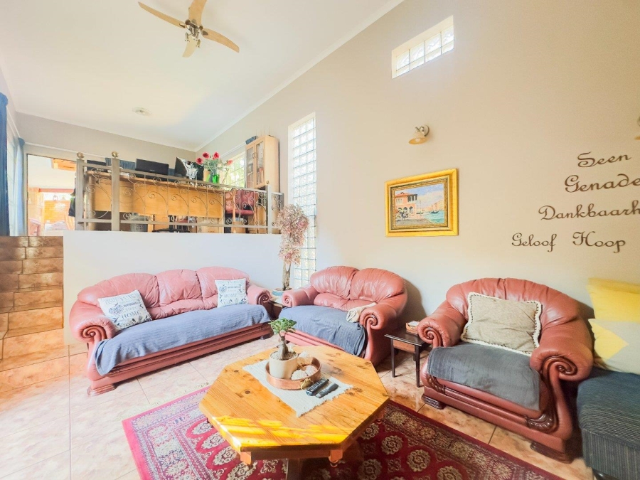 4 Bedroom Property for Sale in Erasmuskloof Gauteng