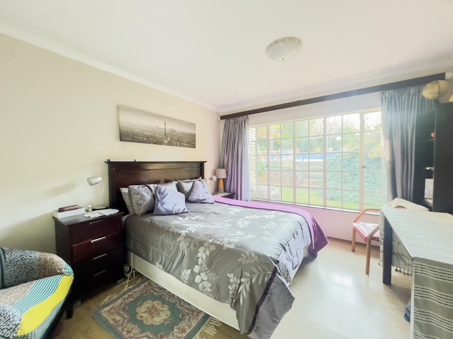 4 Bedroom Property for Sale in Erasmuskloof Gauteng