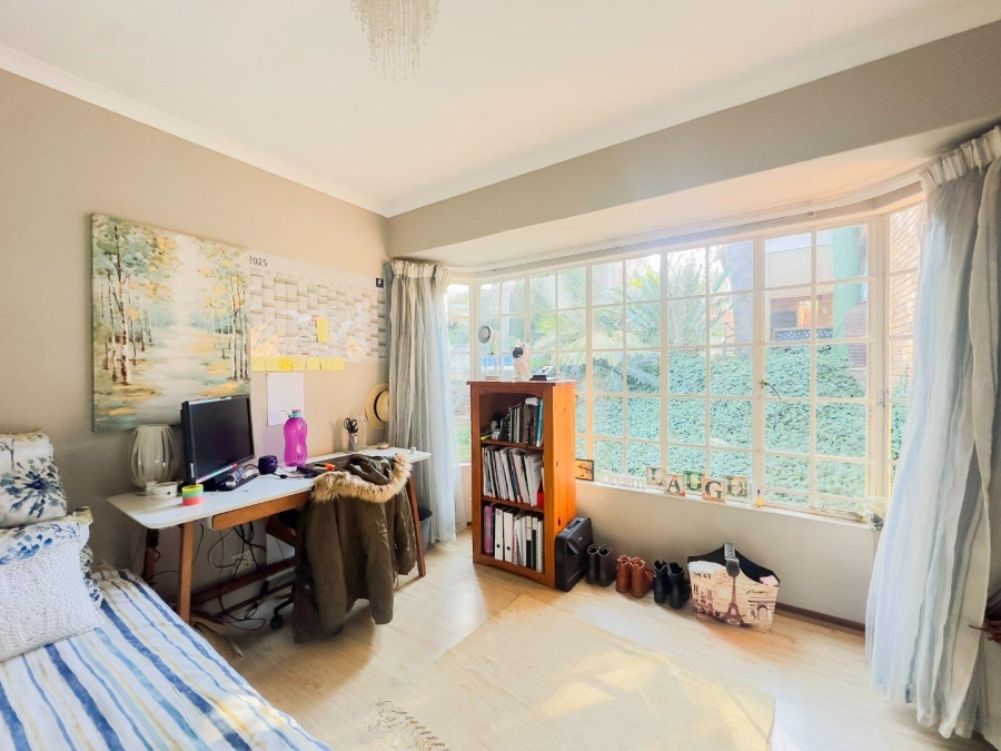 4 Bedroom Property for Sale in Erasmuskloof Gauteng