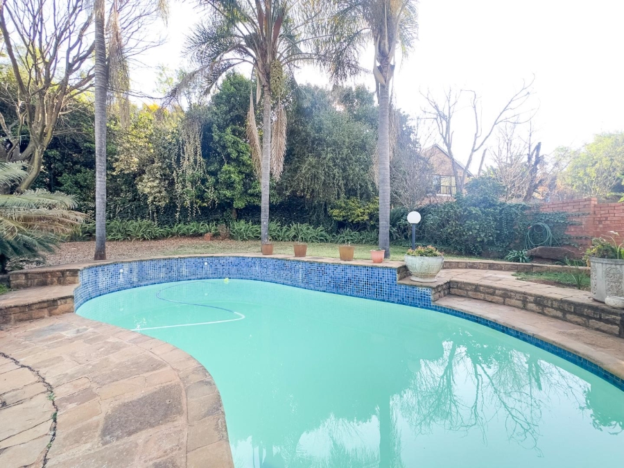 4 Bedroom Property for Sale in Erasmuskloof Gauteng