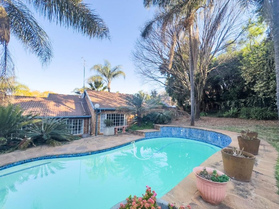 4 Bedroom Property for Sale in Erasmuskloof Gauteng
