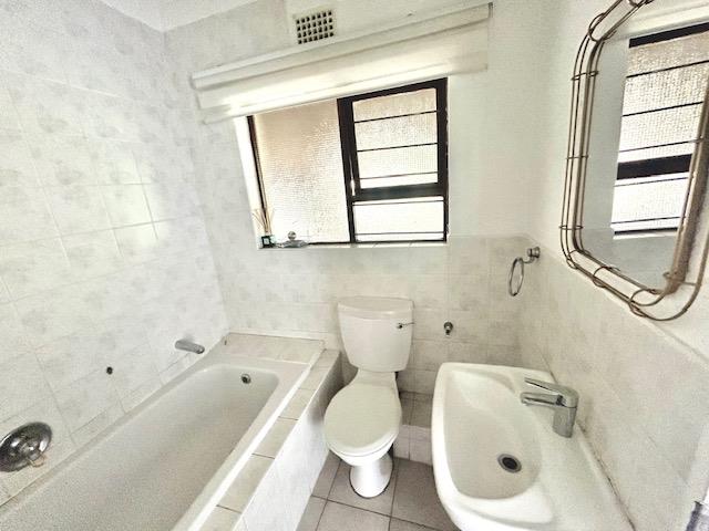 1 Bedroom Property for Sale in Morningside Gauteng