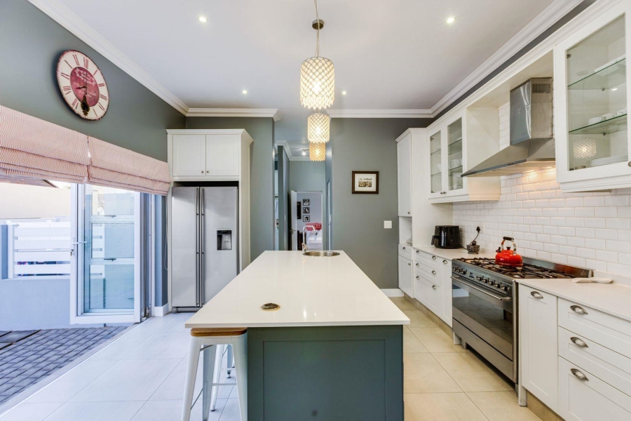 To Let 4 Bedroom Property for Rent in Waterfall Country Estate Gauteng