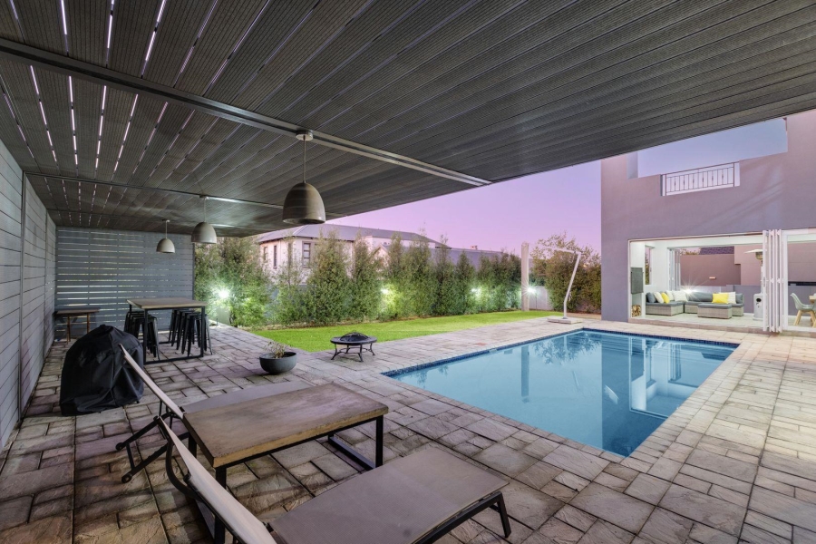 To Let 4 Bedroom Property for Rent in Waterfall Country Estate Gauteng