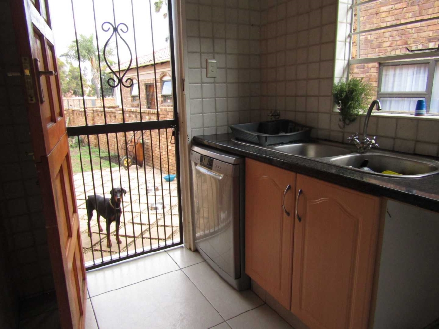 To Let 3 Bedroom Property for Rent in Eveleigh Gauteng