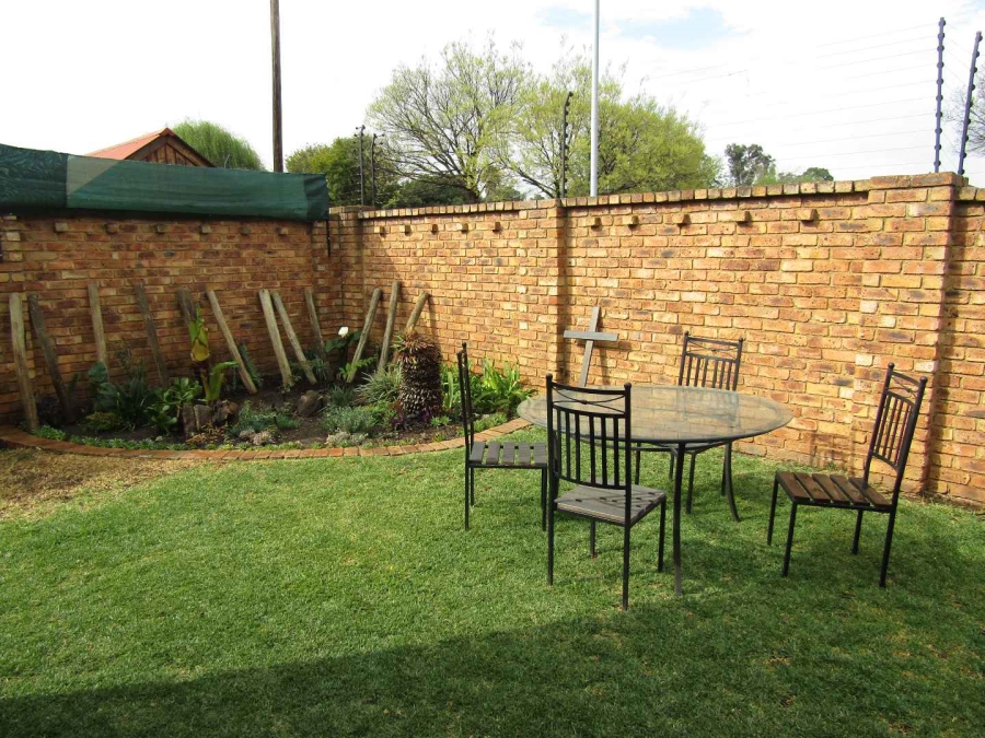 To Let 3 Bedroom Property for Rent in Eveleigh Gauteng