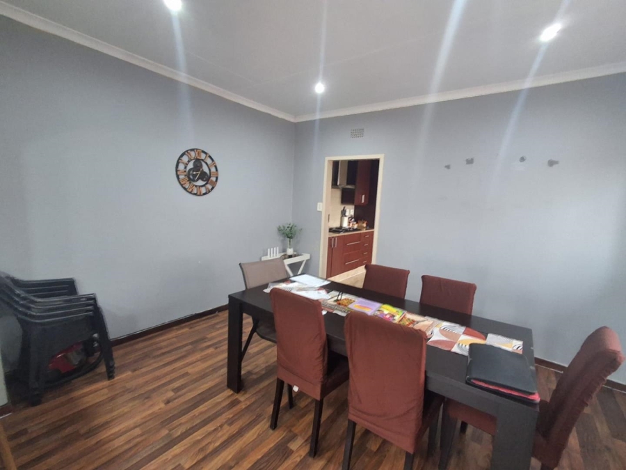 4 Bedroom Property for Sale in Mulbarton Gauteng