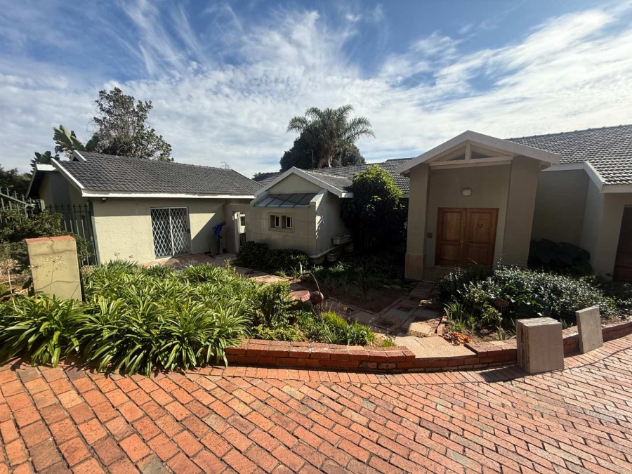 To Let 3 Bedroom Property for Rent in Helderkruin Gauteng