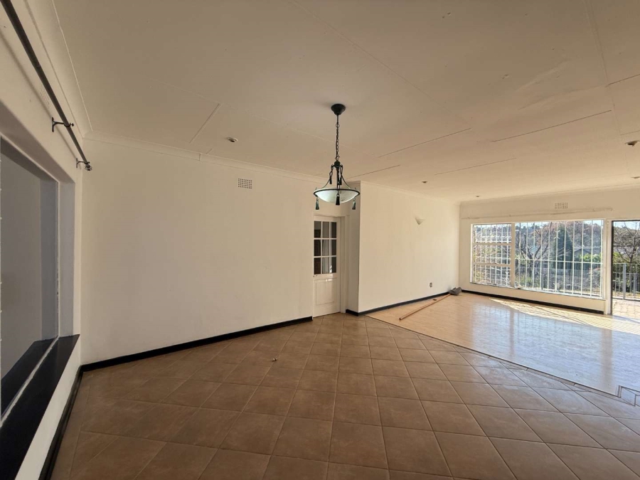 To Let 3 Bedroom Property for Rent in Helderkruin Gauteng