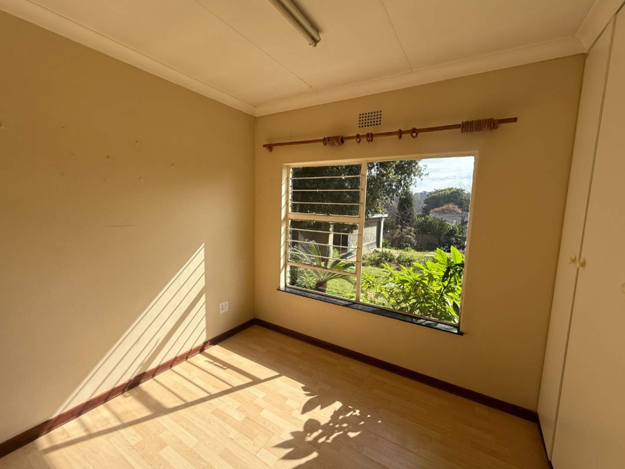 To Let 3 Bedroom Property for Rent in Helderkruin Gauteng