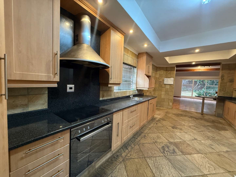 To Let 3 Bedroom Property for Rent in Weltevreden Park Gauteng