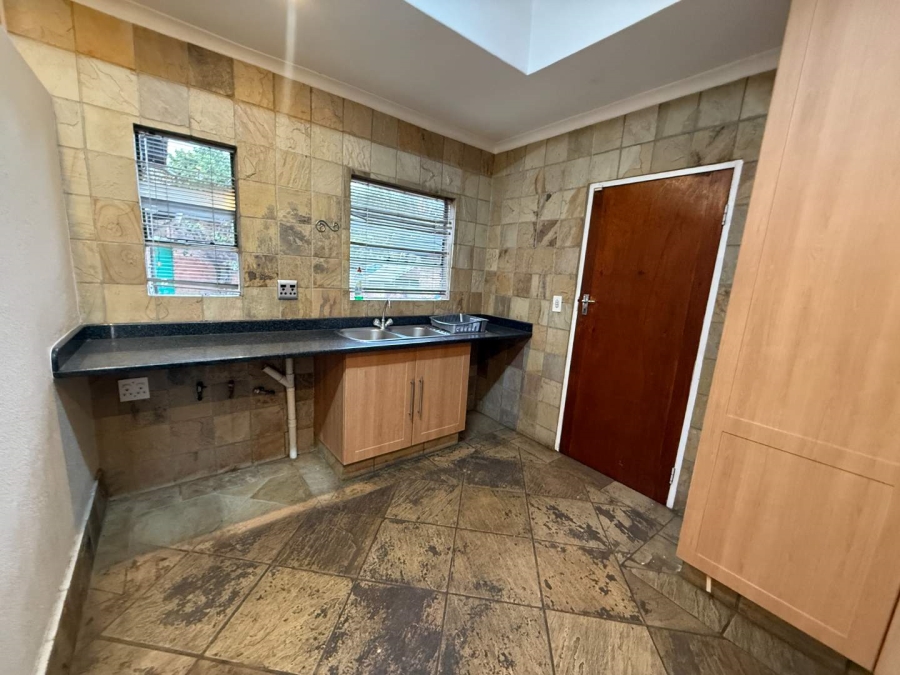 To Let 3 Bedroom Property for Rent in Weltevreden Park Gauteng