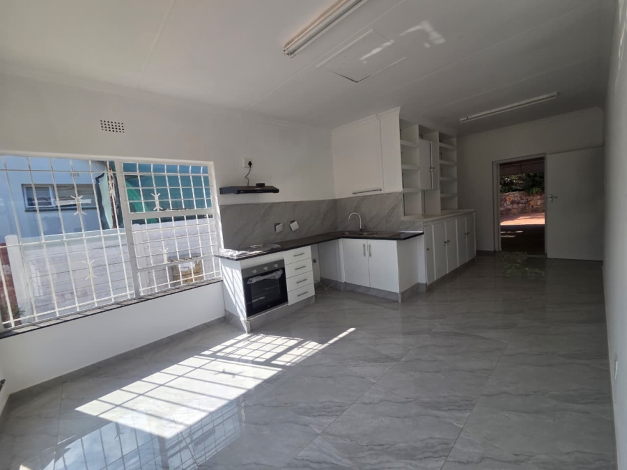 2 Bedroom Property for Sale in Helderkruin Gauteng
