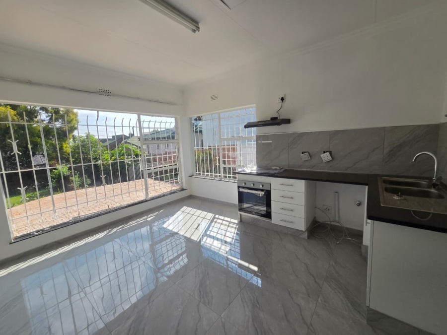 2 Bedroom Property for Sale in Helderkruin Gauteng