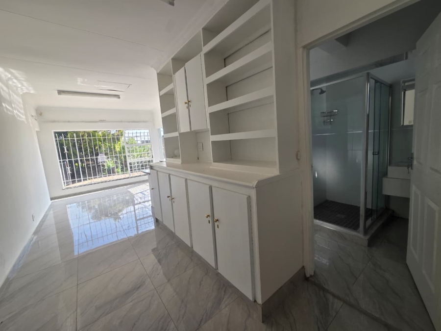 2 Bedroom Property for Sale in Helderkruin Gauteng
