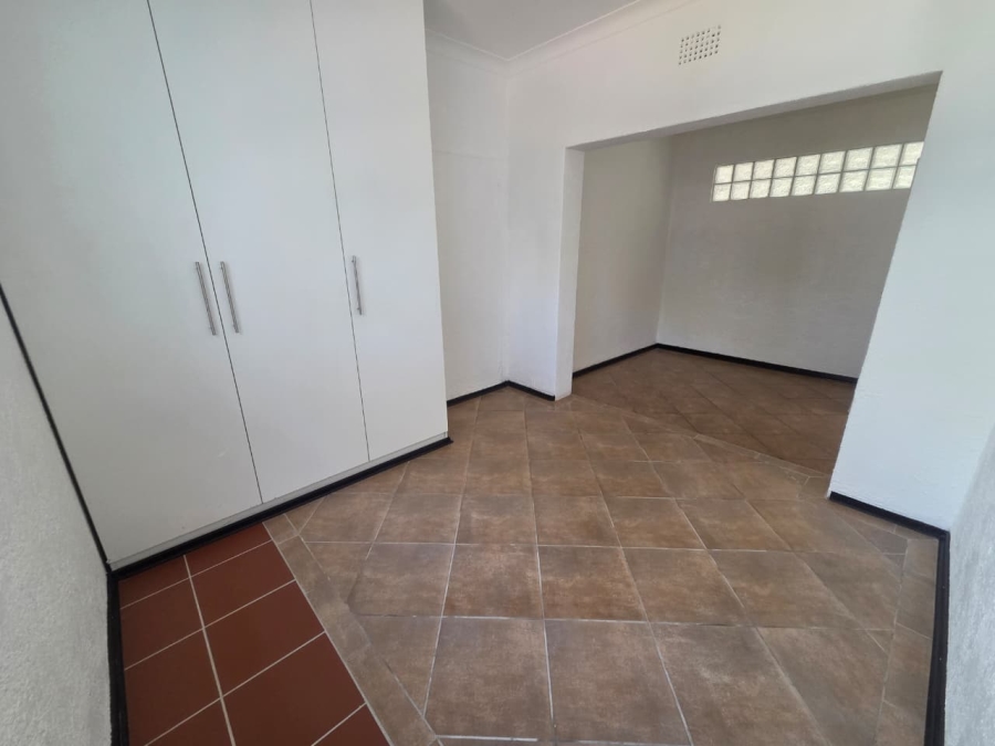 2 Bedroom Property for Sale in Helderkruin Gauteng