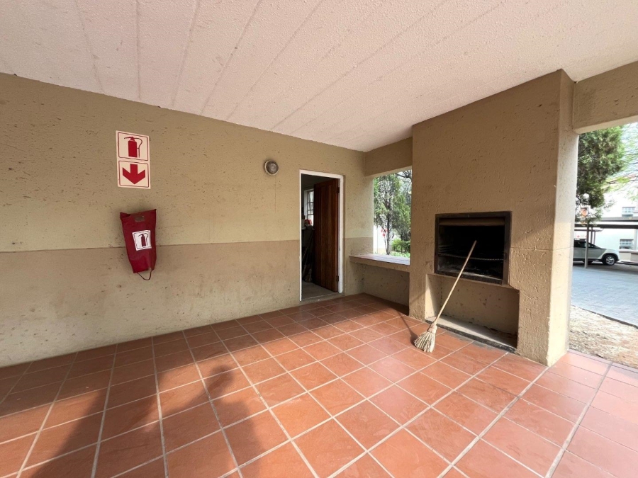 To Let 1 Bedroom Property for Rent in Rembrandt Park Gauteng