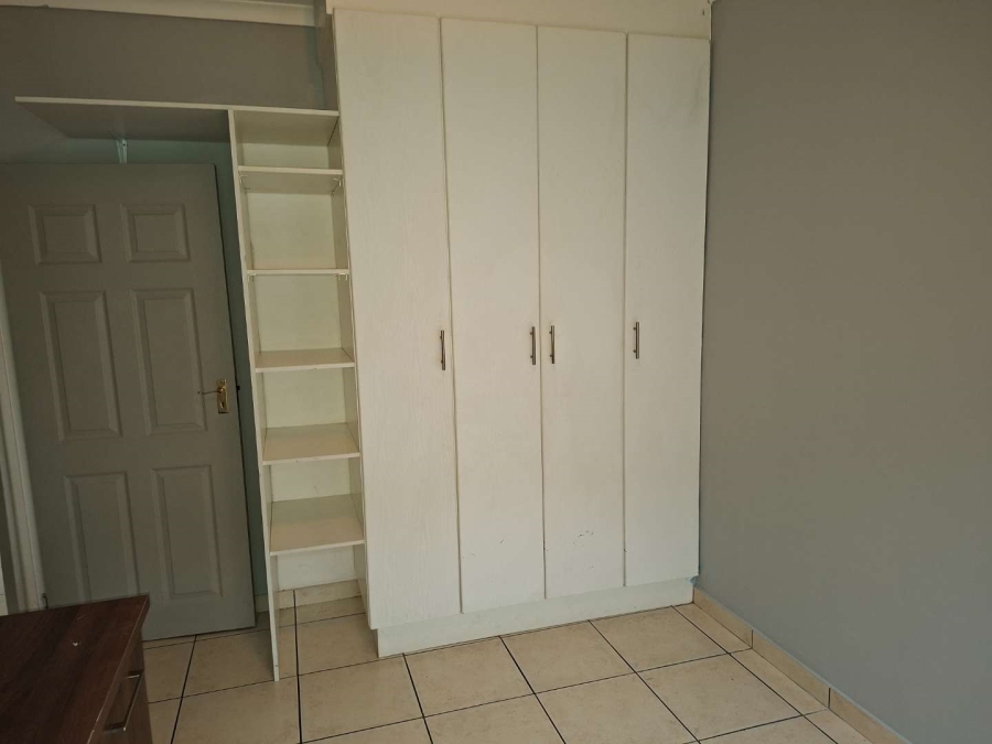 To Let 2 Bedroom Property for Rent in Moregloed Gauteng