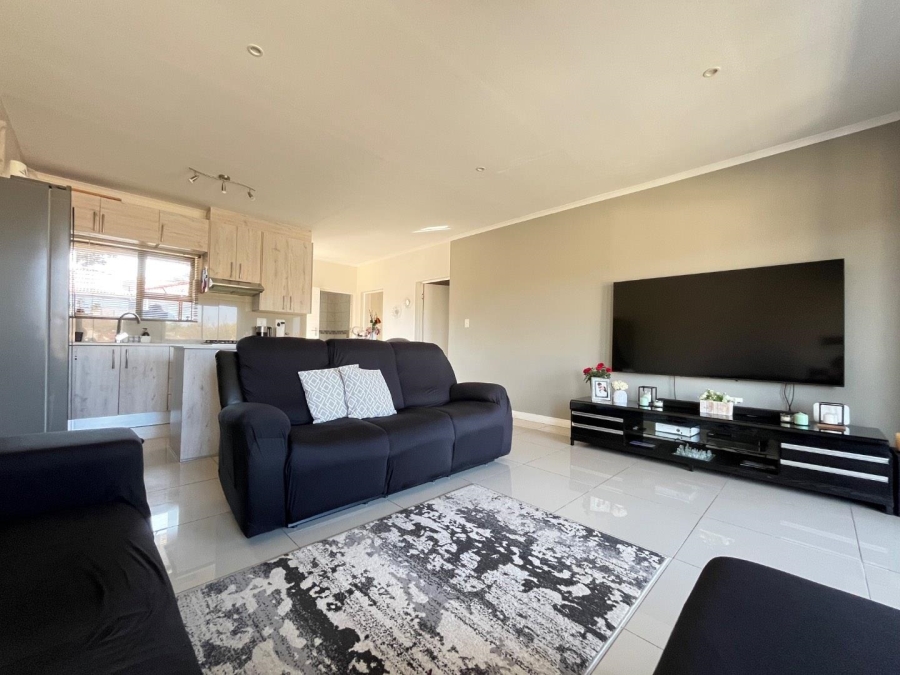 2 Bedroom Property for Sale in Illiondale Gauteng