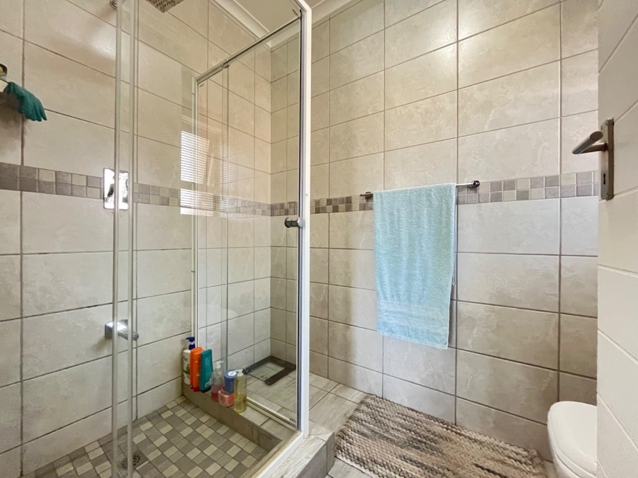 2 Bedroom Property for Sale in Illiondale Gauteng
