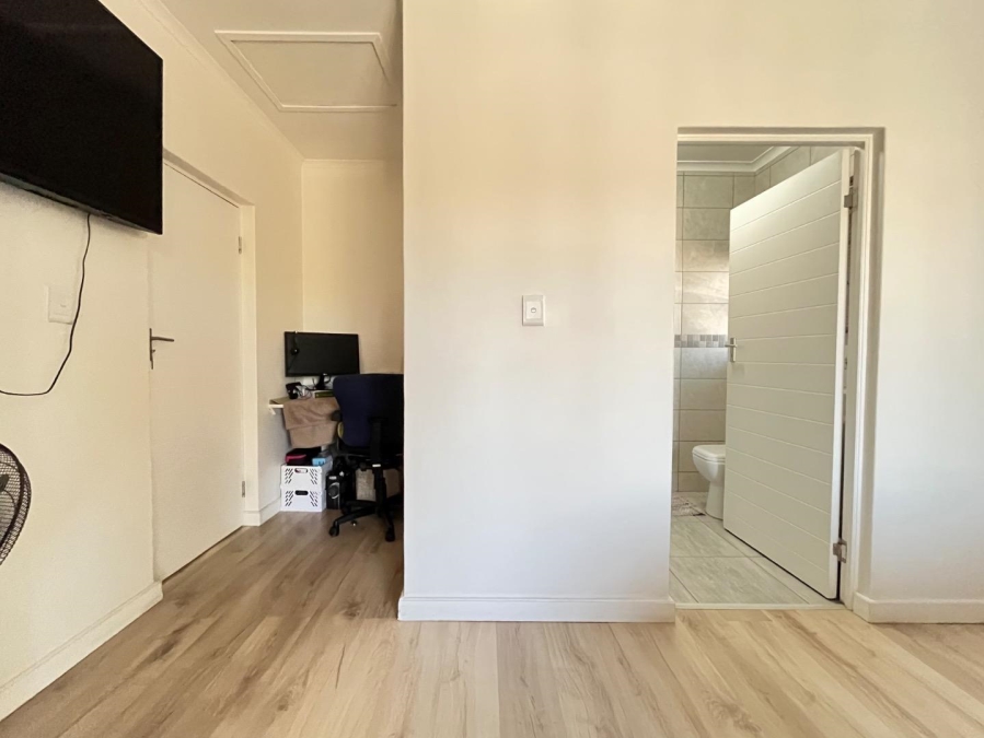 2 Bedroom Property for Sale in Illiondale Gauteng