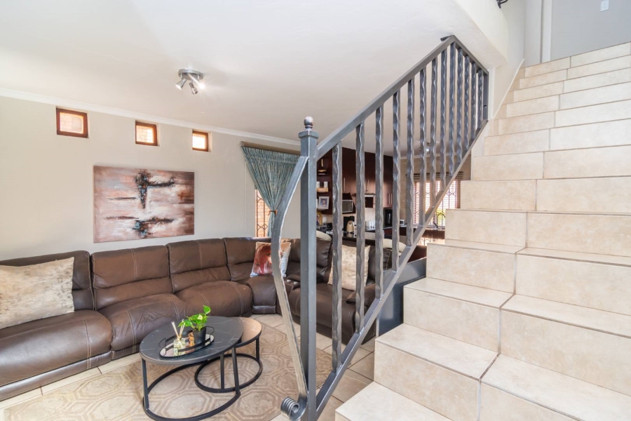 3 Bedroom Property for Sale in Willowbrook Gauteng