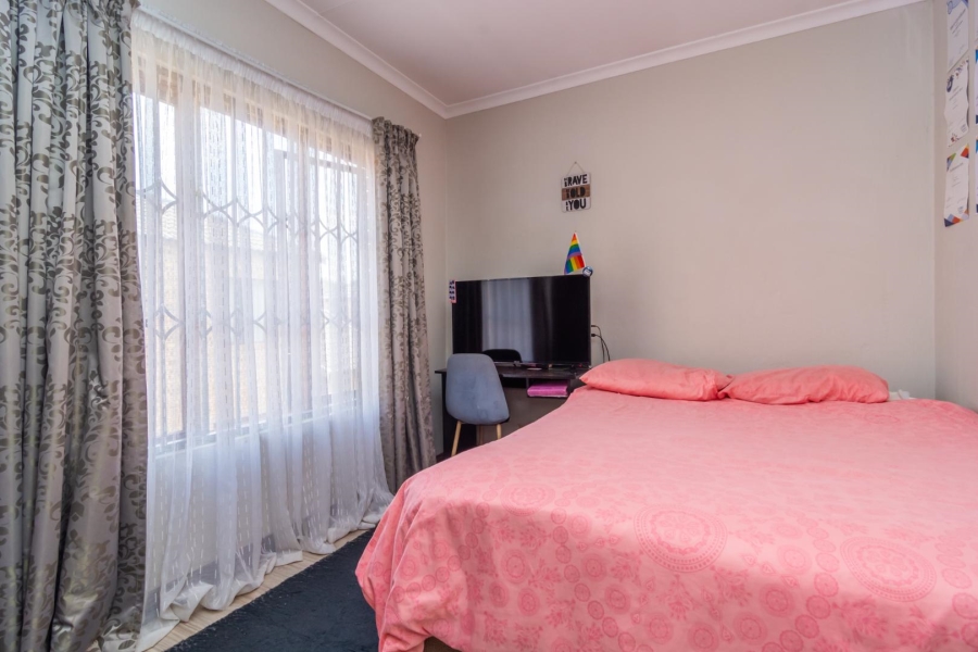 3 Bedroom Property for Sale in Willowbrook Gauteng