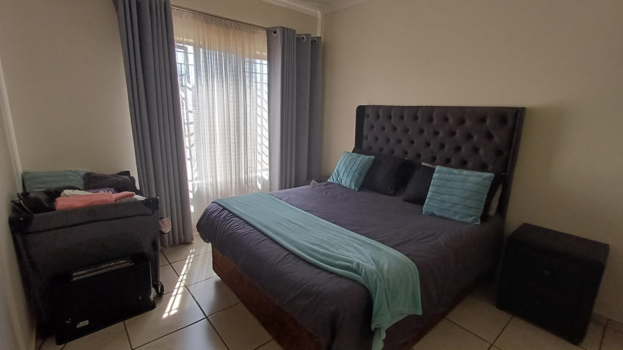 2 Bedroom Property for Sale in South Crest Gauteng