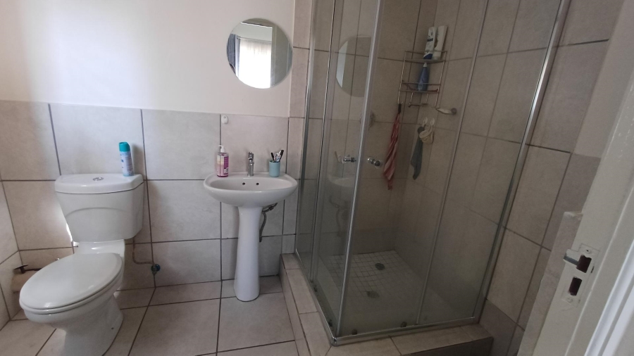 2 Bedroom Property for Sale in South Crest Gauteng