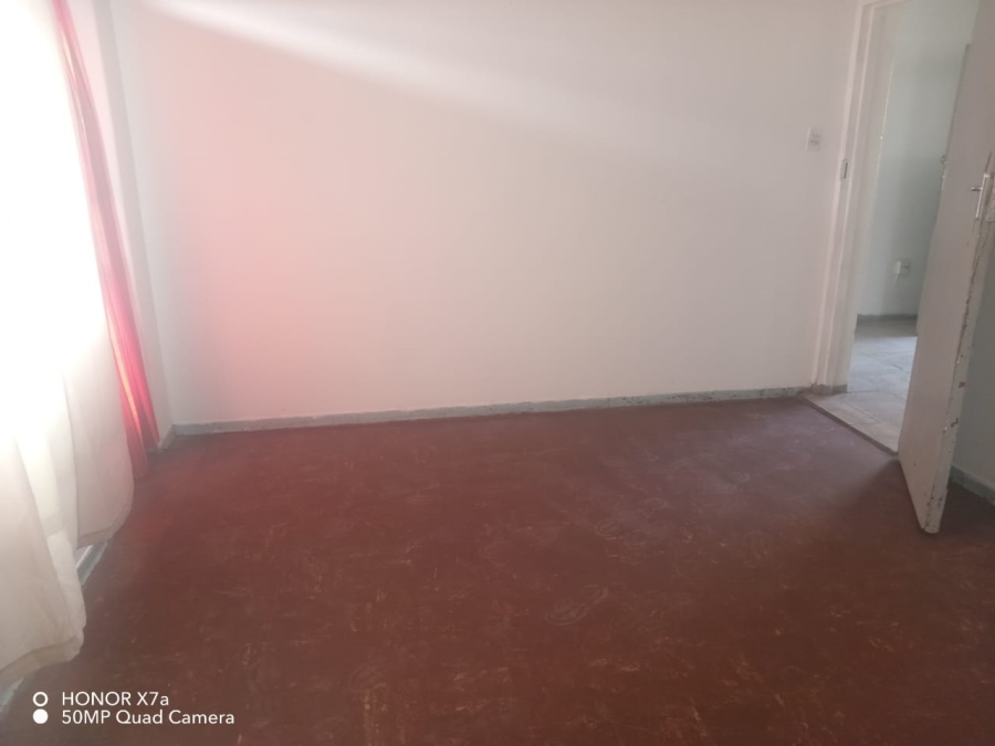 2 Bedroom Property for Sale in South Hills Gauteng