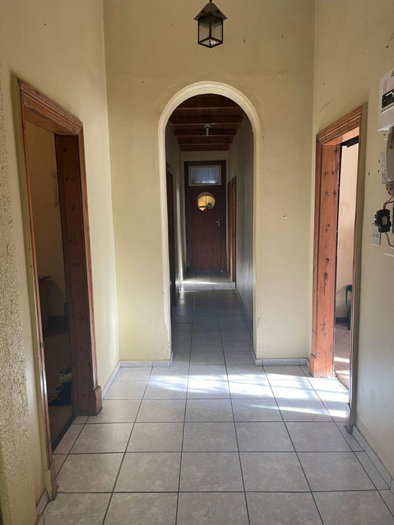 5 Bedroom Property for Sale in Turffontein Gauteng