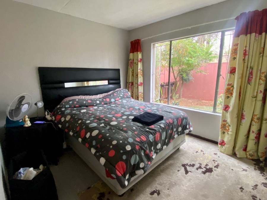 2 Bedroom Property for Sale in Lakefield Gauteng