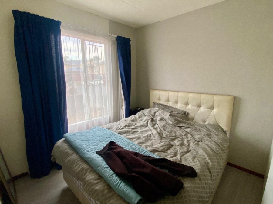 2 Bedroom Property for Sale in Lakefield Gauteng