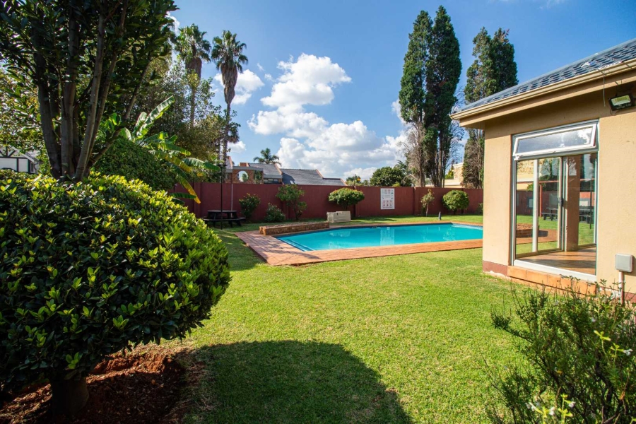 2 Bedroom Property for Sale in Lakefield Gauteng
