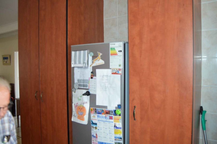2 Bedroom Property for Sale in Brackendowns Gauteng