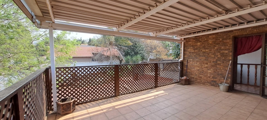 4 Bedroom Property for Sale in Mulbarton Gauteng