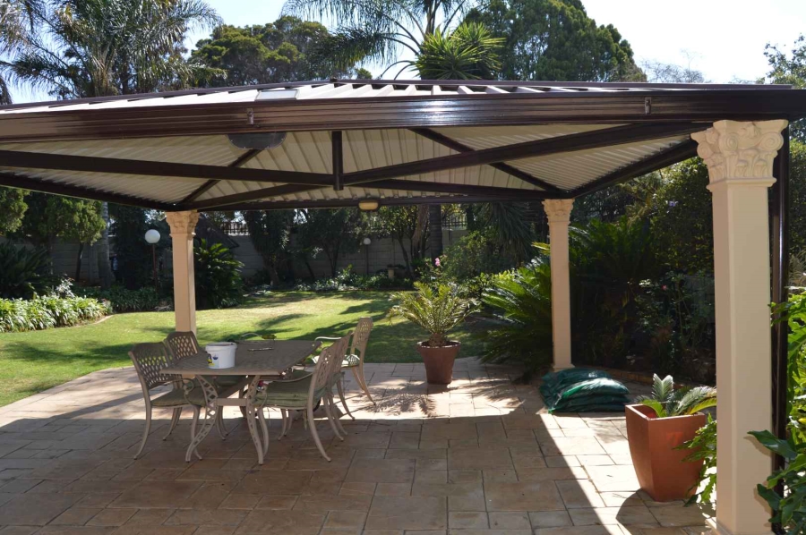 4 Bedroom Property for Sale in Brackenhurst Gauteng