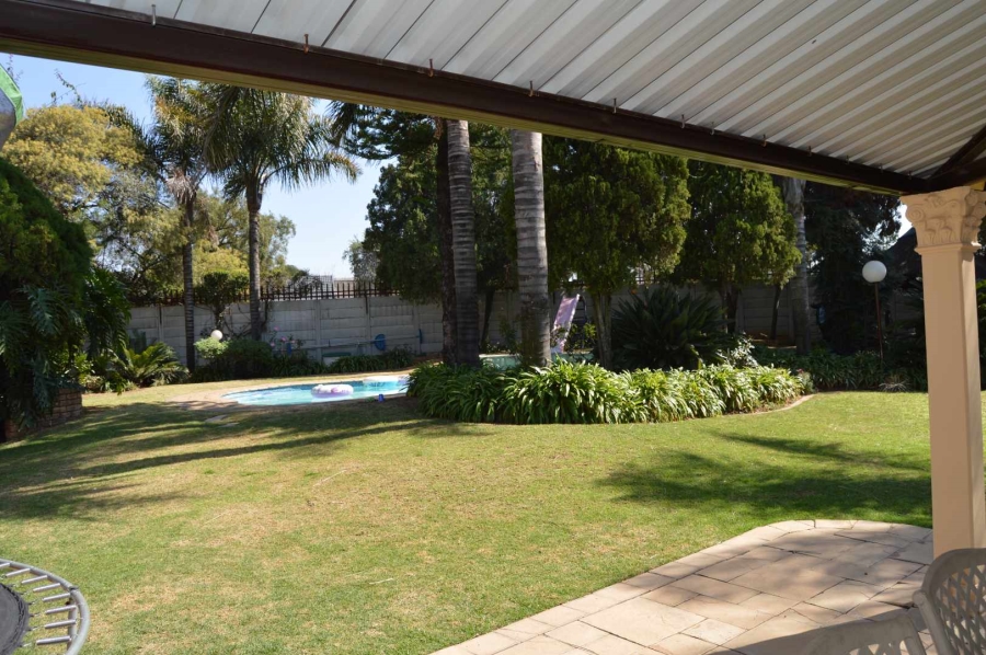 4 Bedroom Property for Sale in Brackenhurst Gauteng