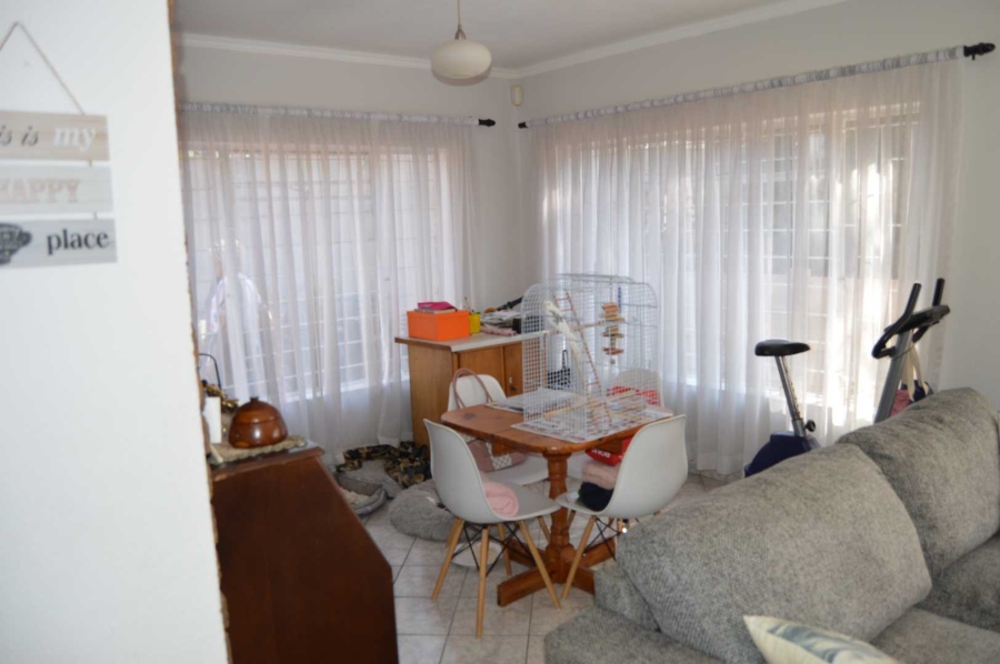 4 Bedroom Property for Sale in Brackenhurst Gauteng