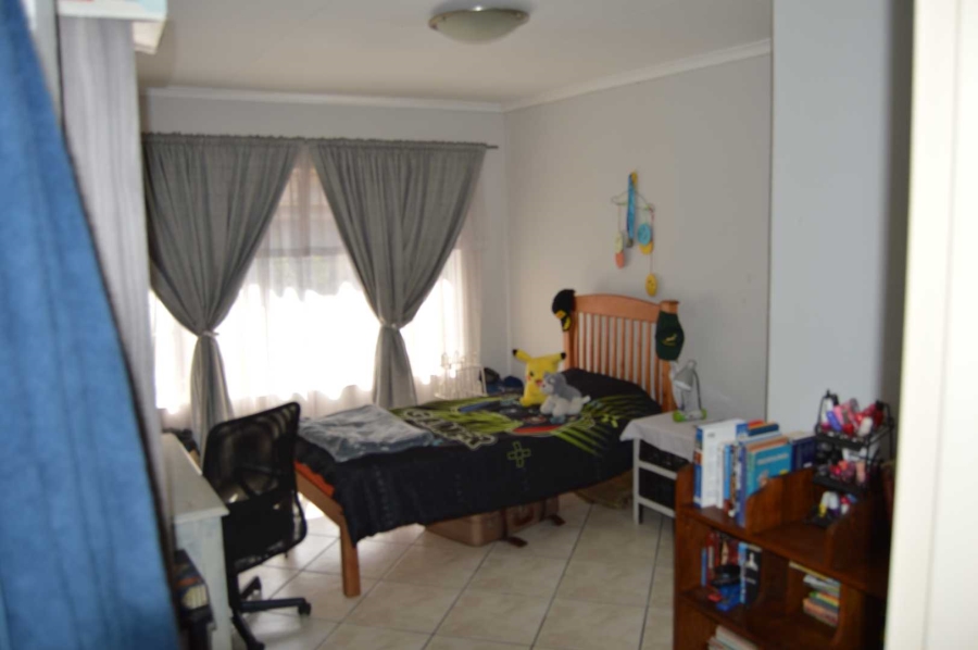 4 Bedroom Property for Sale in Brackenhurst Gauteng