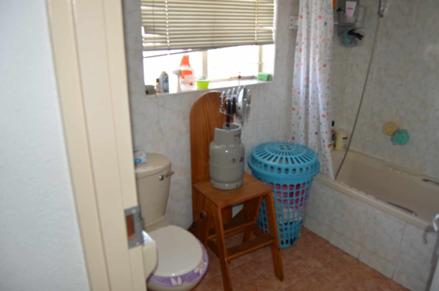 4 Bedroom Property for Sale in Brackenhurst Gauteng
