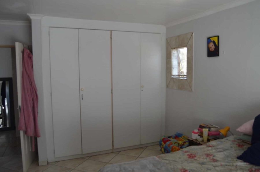 4 Bedroom Property for Sale in Brackenhurst Gauteng