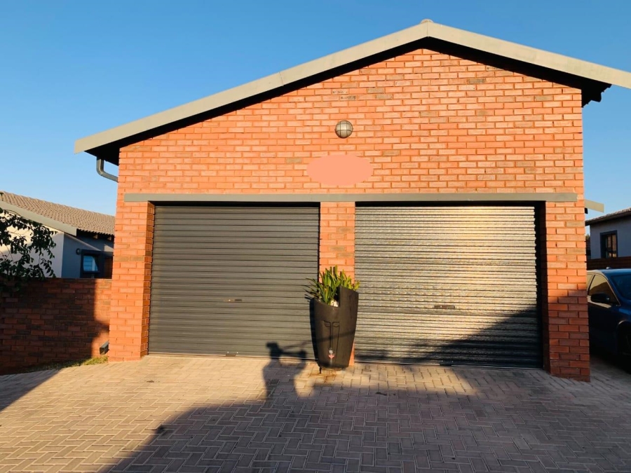 3 Bedroom Property for Sale in Amandasig Gauteng