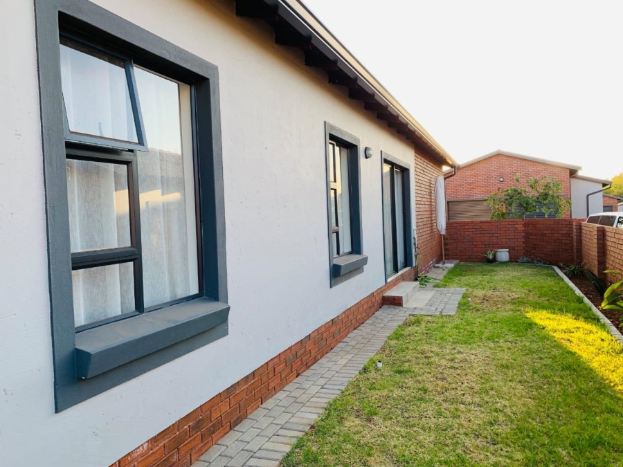 3 Bedroom Property for Sale in Amandasig Gauteng