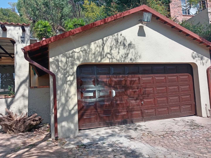 To Let 3 Bedroom Property for Rent in Orange Grove Gauteng