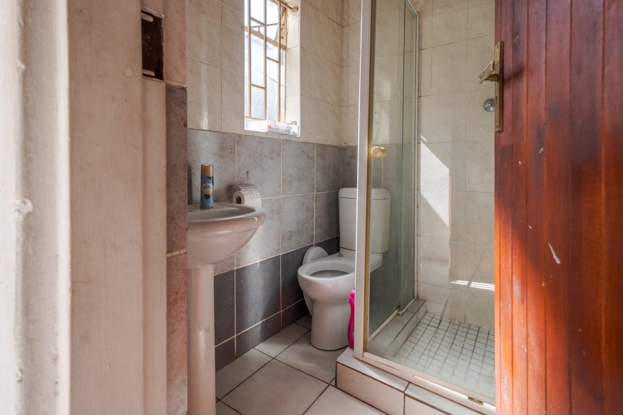 7 Bedroom Property for Sale in Newlands Gauteng