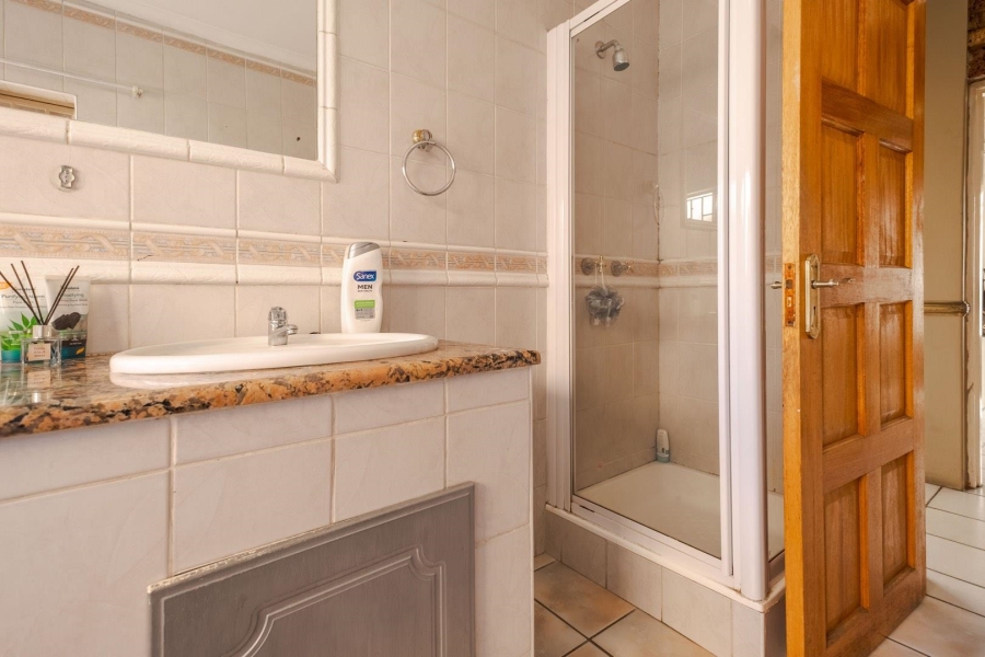 7 Bedroom Property for Sale in Newlands Gauteng